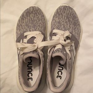 Adidas edge tennis shoes